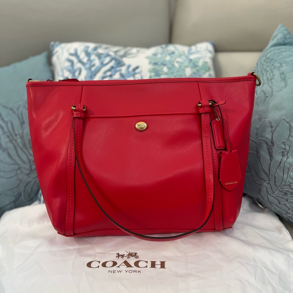 Coach Peyton Leather Pocket Tote, BNWT